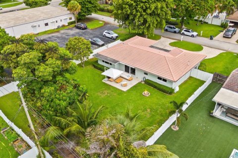 Casa en venta en Boca Raton, Florida, 2 dormitorios, 134.62 m2 № 1921774 - foto 4