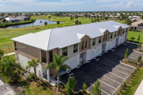 House in Punta Gorda, Florida 3 bedrooms № 2186274