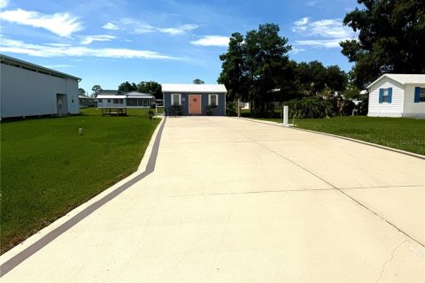 Land in Polk City, Florida № 2094894 - photo 9