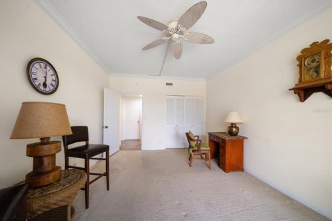 Condo in Belleair, Florida, 2 bedrooms  № 1415963 - photo 25