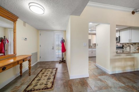 Condo in Belleair, Florida, 2 bedrooms  № 1415963 - photo 6