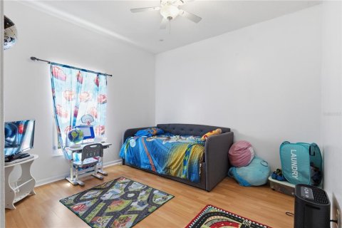 House in Seffner, Florida 3 bedrooms, 176.61 sq.m. № 2195640 - photo 25