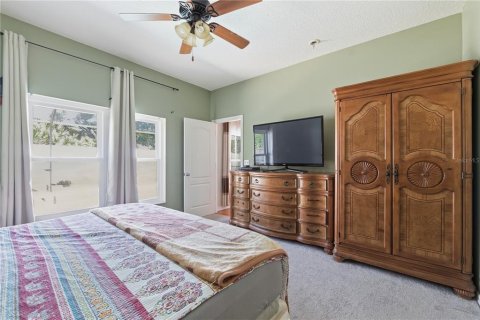 House in Seffner, Florida 3 bedrooms, 176.61 sq.m. № 2195640 - photo 22