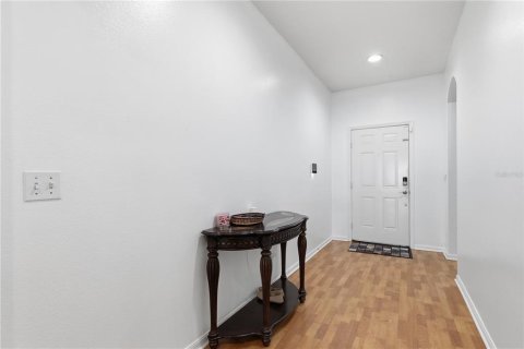 House in Seffner, Florida 3 bedrooms, 176.61 sq.m. № 2195640 - photo 6