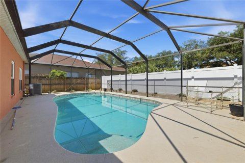 House in Seffner, Florida 3 bedrooms, 176.61 sq.m. № 2195640 - photo 29