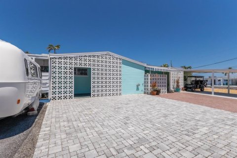 Casa en venta en Holmes Beach, Florida, 2 dormitorios, 88.26 m2 № 1637839 - foto 5