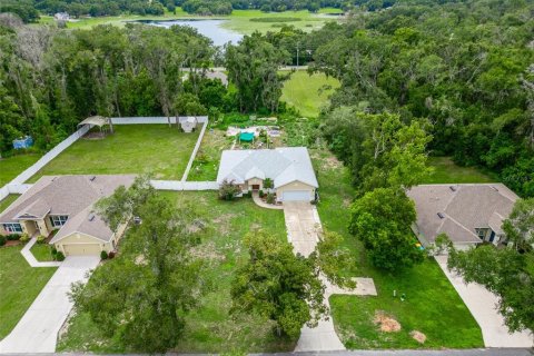 House in Fruitland Park, Florida 3 bedrooms, 168.99 sq.m. № 1849391 - photo 30