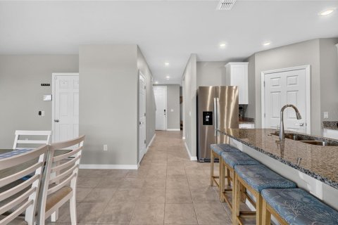 Casa en venta en Haines City, Florida, 4 dormitorios, 219.62 m2 № 2166808 - foto 10