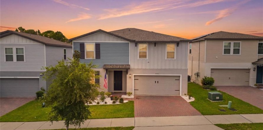 Casa en Haines City, Florida 4 dormitorios, 219.62 m2 № 2166808