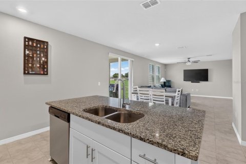 Casa en venta en Haines City, Florida, 4 dormitorios, 219.62 m2 № 2166808 - foto 16