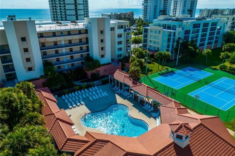 Condo in New Smyrna Beach, Florida, 2 bedrooms  № 1827198 - photo 26