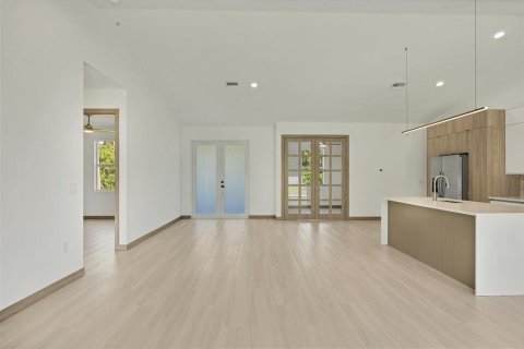 Villa ou maison à vendre à North Port, Floride: 3 chambres, 164.25 m2 № 1898401 - photo 3