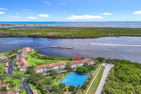 Купить кондоминиум в Стьюарт, Флорида 2 спальни, 105.44м2, № 1923173 - фото 2