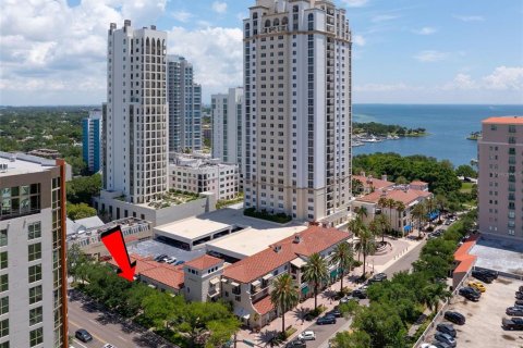Touwnhouse à vendre à Saint Petersburg, Floride: 2 chambres, 132.29 m2 № 2339827 - photo 2
