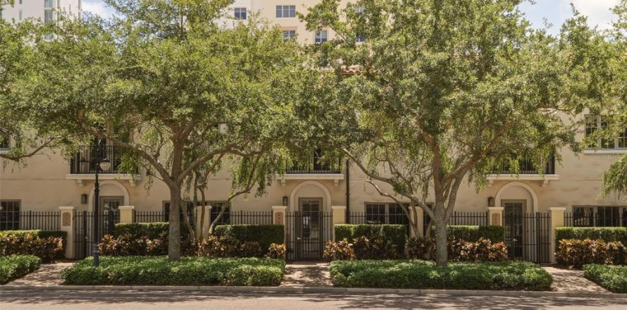 Touwnhouse à Saint Petersburg, Floride 2 chambres, 132.29 m2 № 2339827