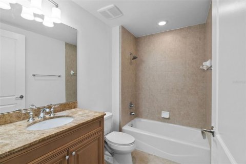 Touwnhouse à vendre à Saint Petersburg, Floride: 2 chambres, 132.29 m2 № 2339827 - photo 21
