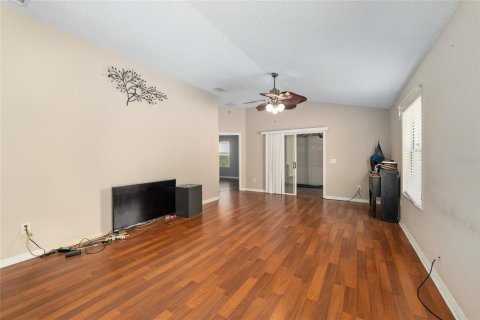 Casa en venta en The Villages, Florida, 2 dormitorios, 111.11 m2 № 1866879 - foto 11