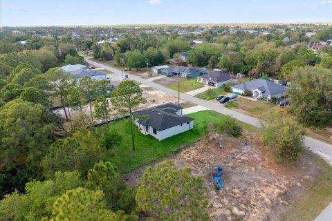 House in Lehigh Acres, Florida 3 bedrooms, 149.2 sq.m. № 2106272 - photo 27