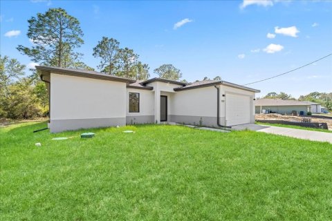 House in Lehigh Acres, Florida 3 bedrooms, 149.2 sq.m. № 2106272 - photo 5
