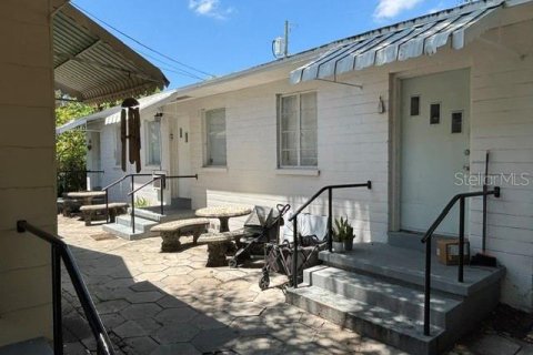 Immobilier commercial à vendre à Saint Petersburg, Floride: 1 chambre, 255.57 m2 № 2431207 - photo 5