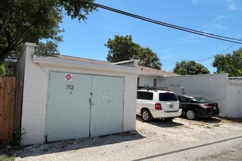Immobilier commercial à vendre à Saint Petersburg, Floride: 1 chambre, 255.57 m2 № 2431207 - photo 6