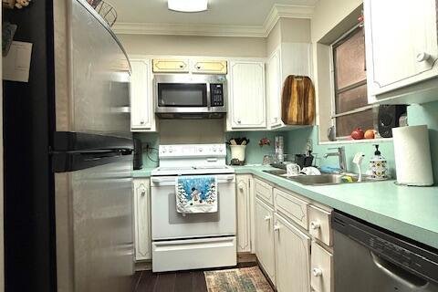 Condo in Deerfield Beach, Florida, 2 bedrooms № 2081905 - photo 6