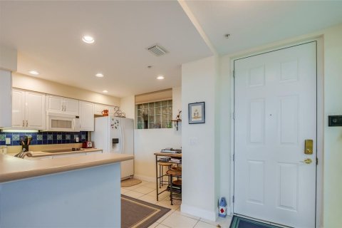 Condo in Ponce Inlet, Florida, 2 bedrooms  № 2308183 - photo 2