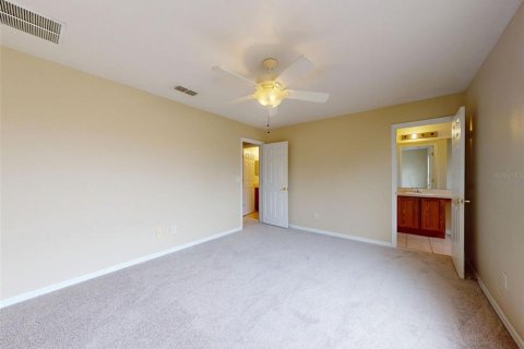Townhouse in Daytona Beach, Florida 4 bedrooms, 121.7 sq.m. № 1851624 - photo 10