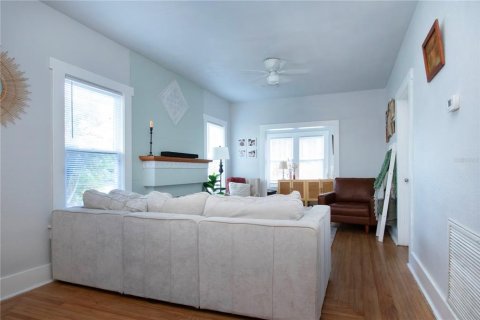 House in Palmetto, Florida 3 bedrooms, 119.19 sq.m. № 1884876 - photo 25