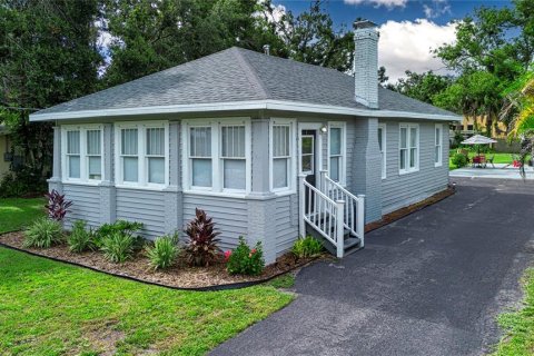 House in Palmetto, Florida 3 bedrooms, 119.19 sq.m. № 1884876 - photo 3