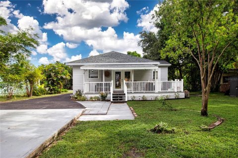House in Palmetto, Florida 3 bedrooms, 119.19 sq.m. № 1884876 - photo 14