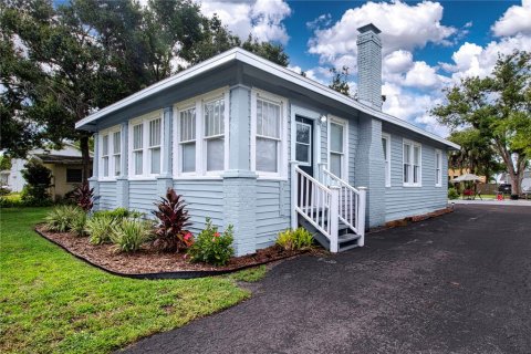 House in Palmetto, Florida 3 bedrooms, 119.19 sq.m. № 1884876 - photo 4