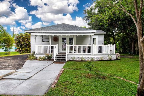 House in Palmetto, Florida 3 bedrooms, 119.19 sq.m. № 1884876 - photo 13