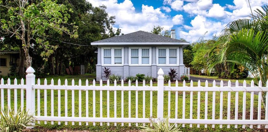 Villa ou maison à Palmetto, Floride 3 chambres, 119.19 m2 № 1884876