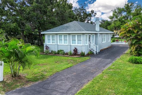 House in Palmetto, Florida 3 bedrooms, 119.19 sq.m. № 1884876 - photo 2