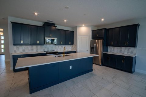 Villa ou maison à vendre à Kissimmee, Floride: 4 chambres, 205.22 m2 № 1513561 - photo 5