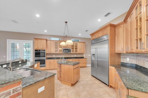 Casa en venta en Tampa, Florida, 4 dormitorios, 350.43 m2 № 1678245 - foto 16