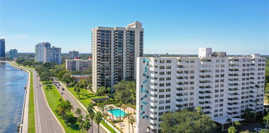 Condo à Tampa, Floride, 1 chambre  № 2167344
