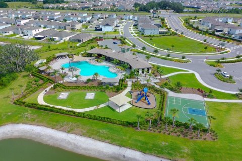 Touwnhouse à vendre à Wesley Chapel, Floride: 3 chambres, 155.43 m2 № 2099802 - photo 2
