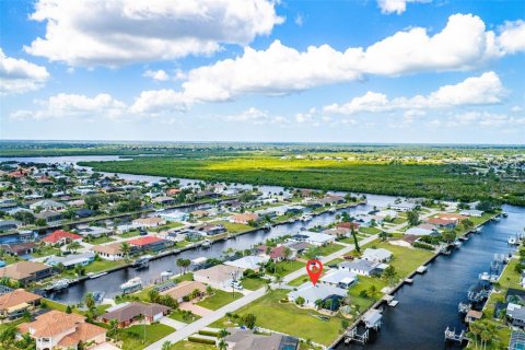 Villa ou maison à vendre à Port Charlotte, Floride: 3 chambres, 187.66 m2 № 2436715 - photo 5