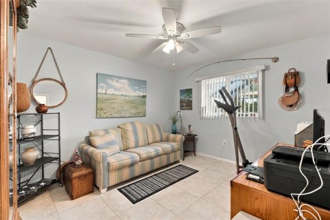 Villa ou maison à vendre à Port Charlotte, Floride: 3 chambres, 187.66 m2 № 2436715 - photo 27