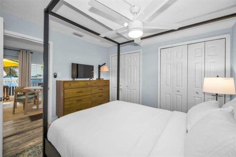 Immobilier commercial à vendre à Saint Pete Beach, Floride: 3 chambres, 148.74 m2 № 2145275 - photo 20