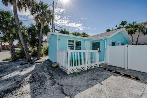 Immobilier commercial à vendre à Saint Pete Beach, Floride: 3 chambres, 148.74 m2 № 2145275 - photo 28