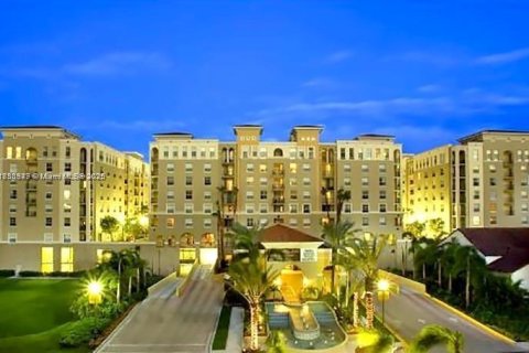 Condominio en venta en Fort Lauderdale, Florida, 1 dormitorio, 75.81 m2 № 1807165 - foto 2