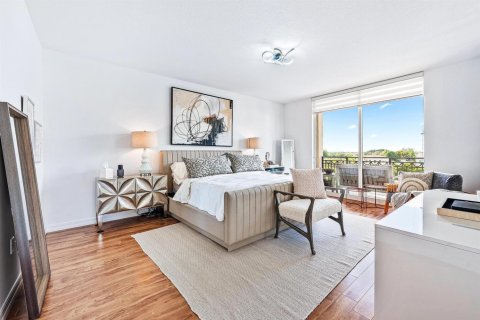 Condo in West Palm Beach, Florida, 3 bedrooms  № 2175587 - photo 14