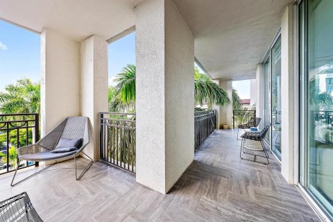 Condo in West Palm Beach, Florida, 3 bedrooms  № 2175587 - photo 19