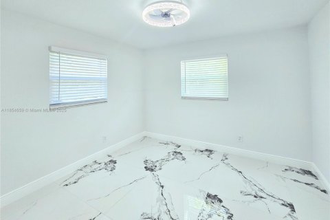 House in Lehigh Acres, Florida 3 bedrooms № 1872550 - photo 26