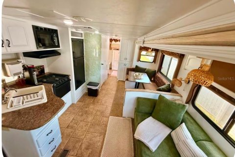 Apartamento en alquiler en Haines City, Florida, 2 dormitorios, 27.87 m2 № 2277283 - foto 12
