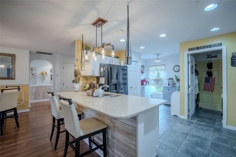 House in Ocala, Florida 3 bedrooms, 146.41 sq.m. № 2151038 - photo 6