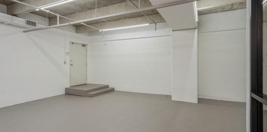 Immobilier commercial à West Palm Beach, Floride № 1170925